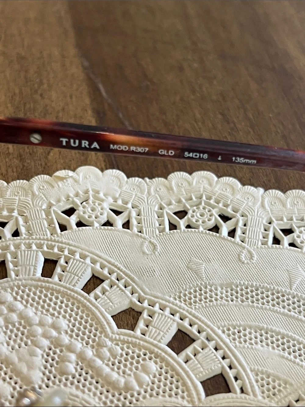 Vintage Tyra gold tinted eyeglasses